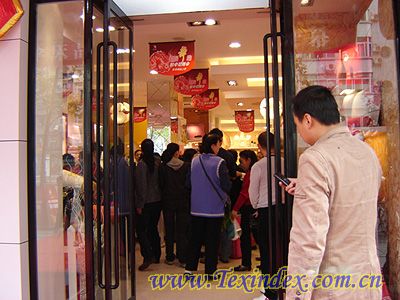 �������h�؅^�������F