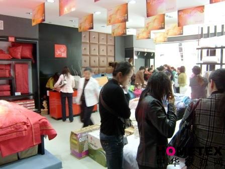 �ɺϼҼ����(y��ng)��(zhu��n)�u(m��i)��¡���_(k��i)�I(y��)