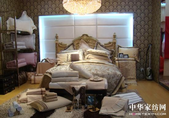 Ӣ�������(��i)�Ҽ��Bʯ��չ�dʢ�b�_(k��i)Ļ