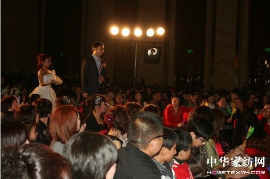 ���Z�ŕ�(hu�� )�T֮ҹՈ��(l��i)���ׂ����