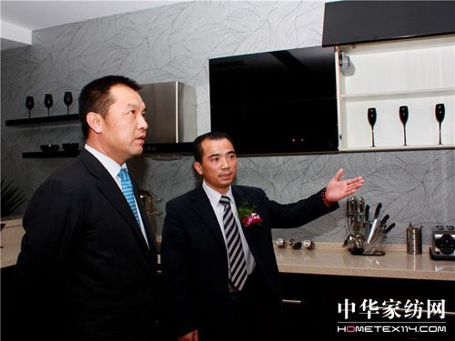 ���B�мҾ߅f(xi��)��(hu�� )2010�����(hu�� )¡���e��