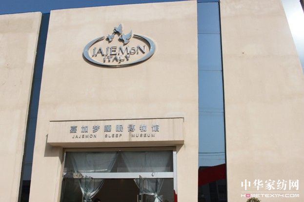 ���á�ɫ��Ů�������ܡ��ʡ�����