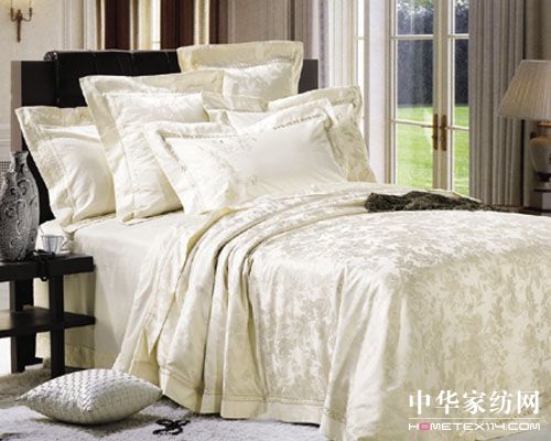 �ͷ��������200�f(w��n)�����ݳ�Ʒ