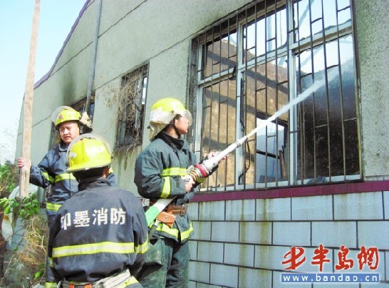 ��īһ�Ҽ��S(ch��ng)��� ͬ���辯��