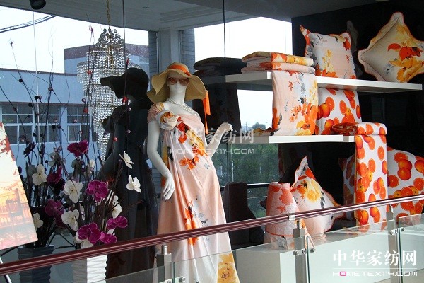 ���m���OӋ��Մˇ�g(sh��)չ�d�OӋ�ĵ�