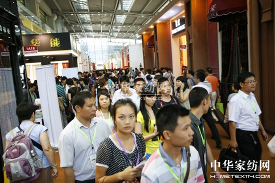 �o������չ����(j��ng)�Q���Մ