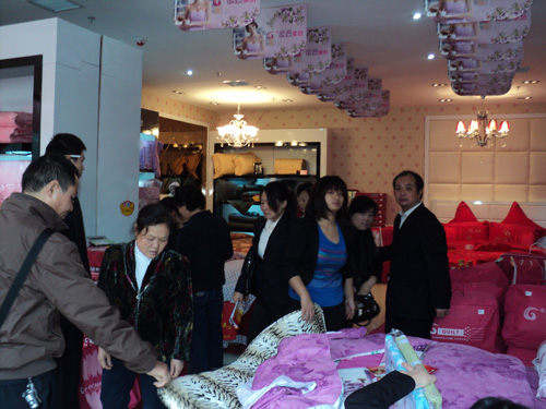 66���������Ϻ��(y��ng)��ʢ�b�_(k��i)��