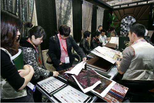 ����Ʒ�o�ϲ��[��(hu�� )�Ǝ�����չ�[�^