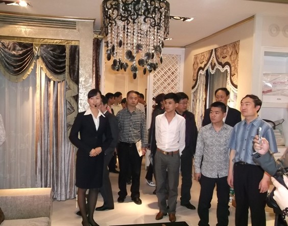 ЇҼf(xi)(hu )(hu )L(chng)AL(fng)(wn)־_