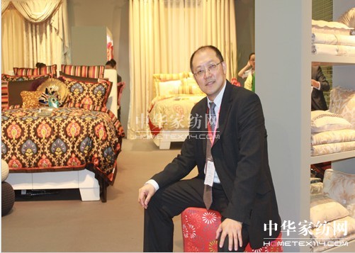 �z�ҡ����{�Ҽ�����ɫ�����Ј�(ch��ng)