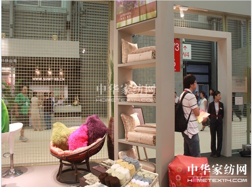 �z�ҡ����{�Ҽ�����ɫ�����Ј�(ch��ng)