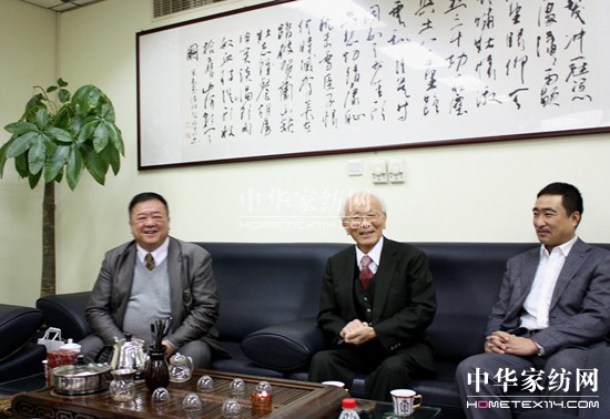 ��ȫ���Ҿ��N(xi��o)��(li��n)��������չ���B�Ҿ�չ