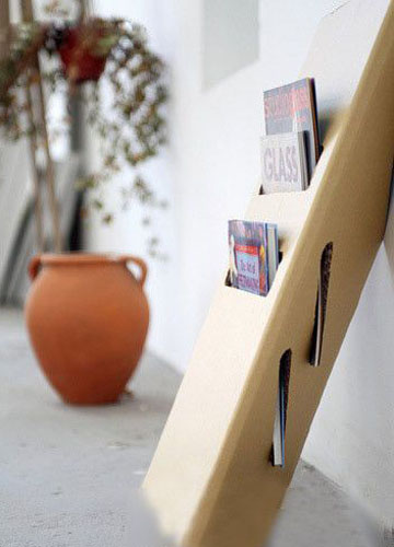 (chung  )⼈׃ϵ(jin)sռ{