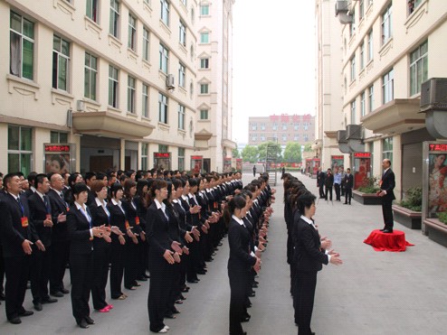 ʢ��F�������ġ�ϵ���Ļ��л����ۆT��ÿһ��