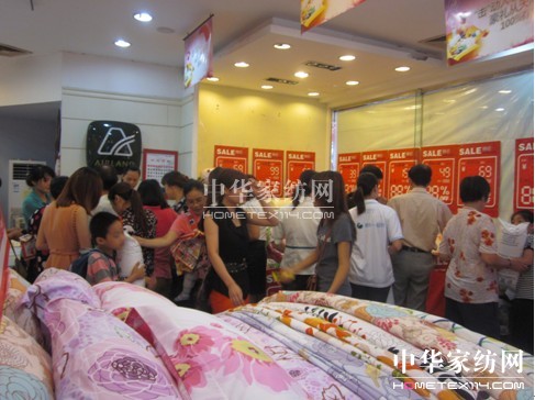 ���m���³骄���(d��ng)�����չ�