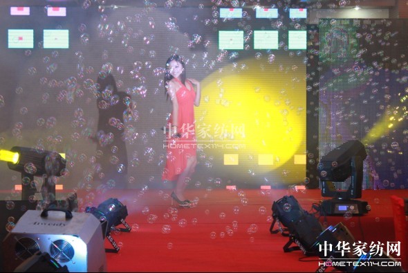 ���˾ӼҼ��ﶬ��Ʒ�l(f��)����(hu�� )�A�M(m��n)��Ļ