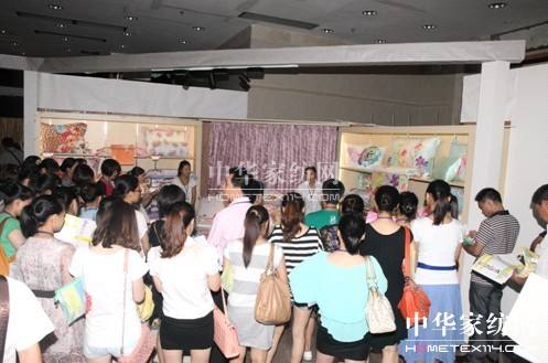 �h��(m��ng)�Ҿӡ�ɫ֪���2012���ﶬ��ӆ؛��(hu�� )�A�M(m��n)��Ļ