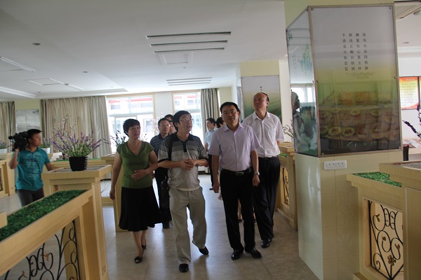 �����A�����L(ch��ng)�H�R���m�����˿�Ӌ����������(w��)����