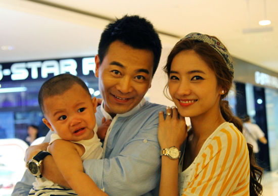 �n��Ӣ��С�ɿڡ�ĸ��(��i)���E�A������