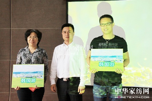 �Ϸ�����ж�32�d�����ػݹ��A�M(m��n)��Ļ