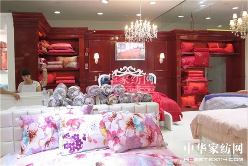 ������(m��ng)�Ҽ��M(j��n)�v悽��Ј�(ch��ng)