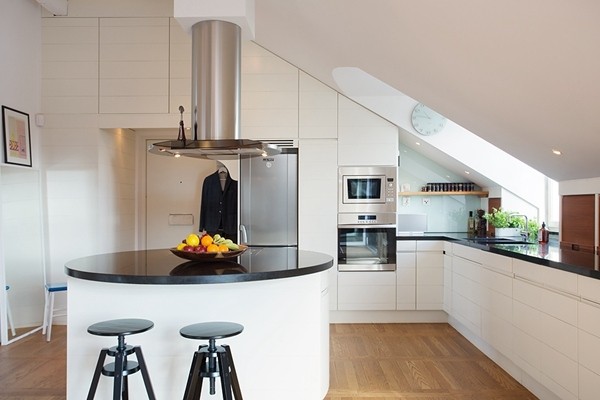 ���ռ{��Ԣ���ӿ��g��һ��