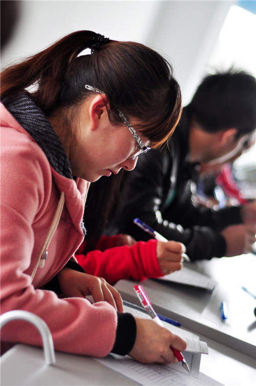 �Ϸ����(li��n)��ɽ�(y��ng)��ȫ�k���_(k��i)��ȫ���a(ch��n)��Ӗ