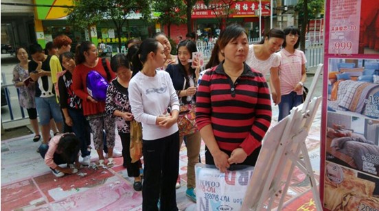 �W�ɼҼ��ϰ׵꣺���S(ch��ng)��(l��i)������r(ji��)����?zhu��n)���ݟo(w��)����