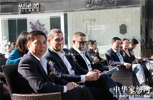 �_�R�Ҽ������ں������s�xʽ��ý�w�l(f��)����(hu�� )ʢ��Ļ