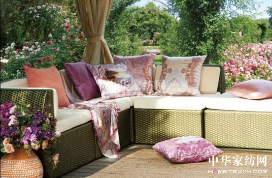 ���z�Ҽ�����������ɫ��style��(l��i)ȡů