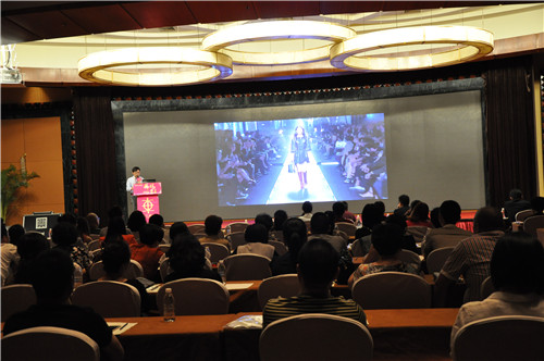 \C||CҼ2015ﶬƷl(f)(hu )_(ki)