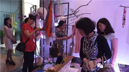 �z�����������ΘI(y��)���ɞ��ِΨһ��Ʒٝ����