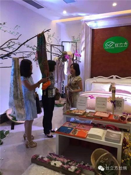 �z�����������ΘI(y��)���ɞ��ِΨһ��Ʒٝ����