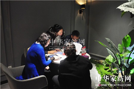 �ûʼҼ�2017������Ʒ�l(f��)����(hu�� )��(y��u)�ų��b