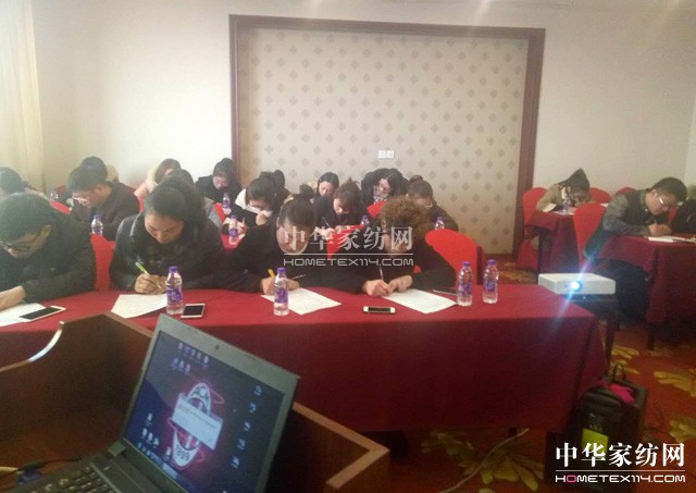 �Pʢ�Ҽ�2017������Ʒȫ��Ѳ����Ӗ��(hu�� )����һվ�ڽ�����ʽ���_(k��i)�Ļ��