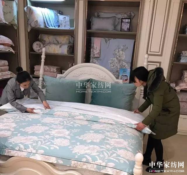 �R�����������\�����x����