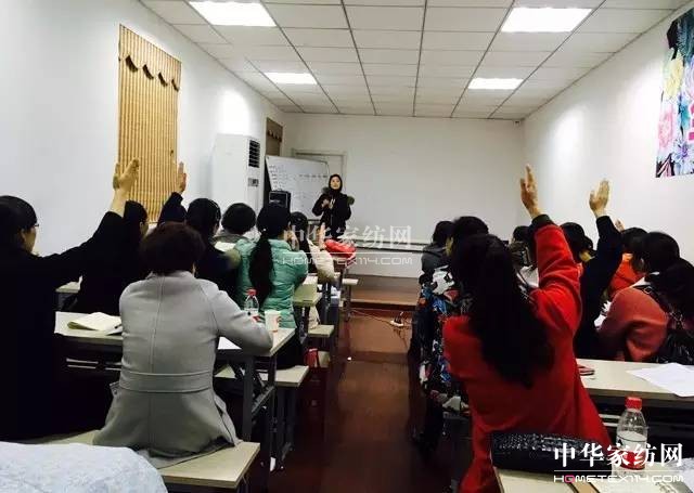 �Pʢ�Ҽ�����Ӣ�Ƽ��S�����(m��ng)��Ⱥ�t����־�ڎp����