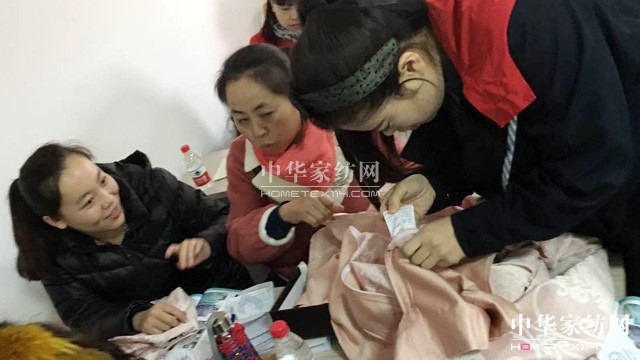 �Pʢ�Ҽ�����Ӣ�Ƽ��S�����(m��ng)��Ⱥ�t����־�ڎp����