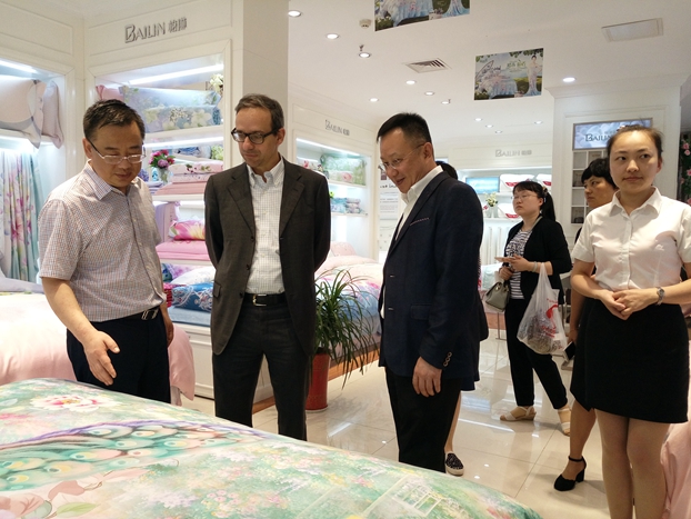 ���H��(li��n)�ؕ�(sh��)�L(ch��ng)�����Յ��^(gu��n)���캣�T(m��n)���I(y��)�@�^