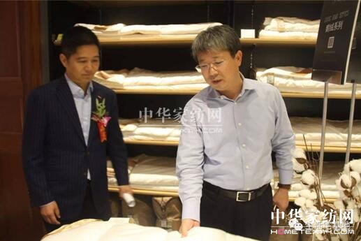 ���݄Pʢ�Ҽ�9��29��ʢ�b�_(k��i)�I(y��)��