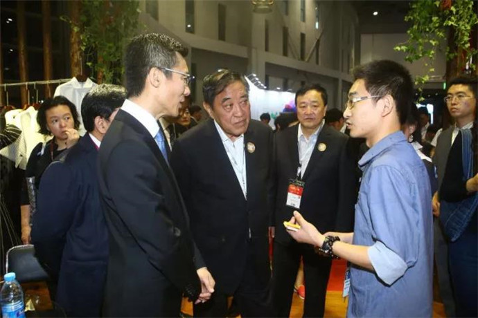 ���@��������L(f��ng)�����м�(li��n)���＾(li��n)չ���_(k��i)Ļ