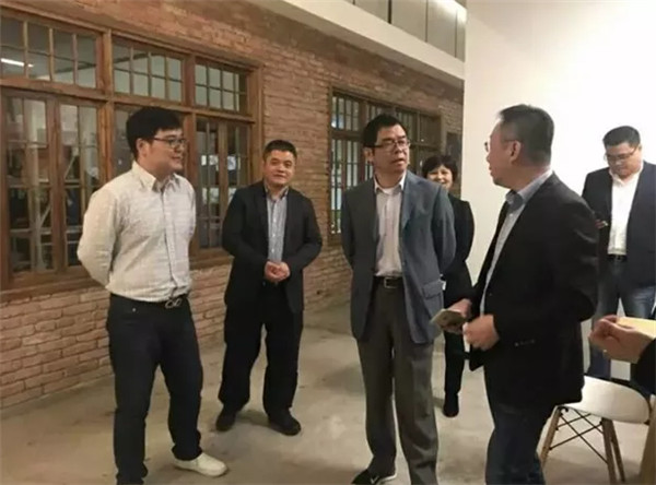 �Ї��Ҽ��f(xi��)��(hu�� )һ���{�в���Ҽ������ҵ�̺