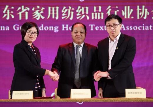 _(ki)ń(chung  )¹A(yng)2018ڇHҼҾչȺӢC