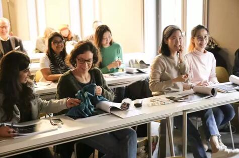 ����Ҽ��y���R�m�W�����_(k��i)�����H�r(sh��)��У��������