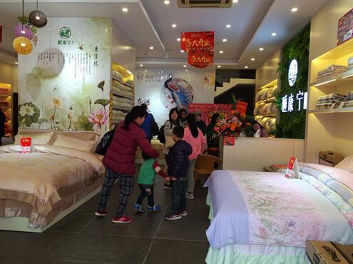 ˯Ҽ¡M(jn)v(yng)(chng)