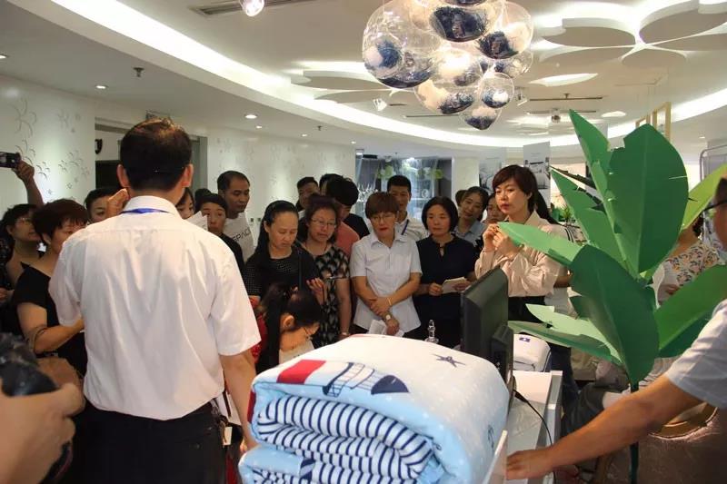 Ʒ•Ҽ2019ﶬƷl(f)(hu )AM(mn)չ