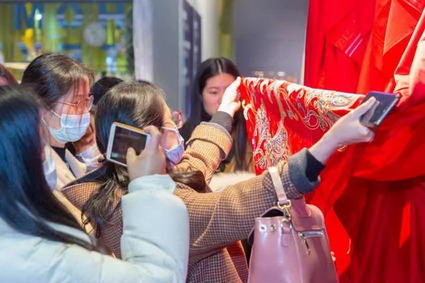 MFഺҼչҼӡ(lin)˄(chung  )¼Ҽa(chn)I(y)B(ti)